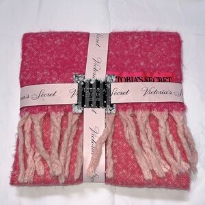 Victoria's Secret Winter Angel Blush Colorblock Winter Scarf